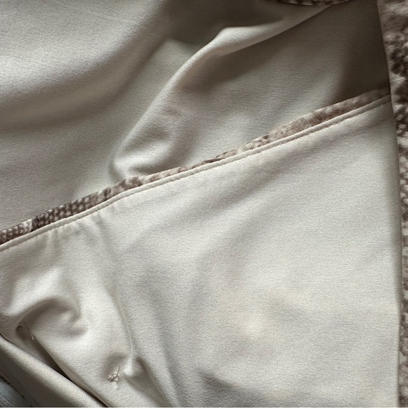 White House Black Market XS Snake Print Camisole - Picture 16 of 16